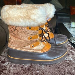 Juicy couture boots